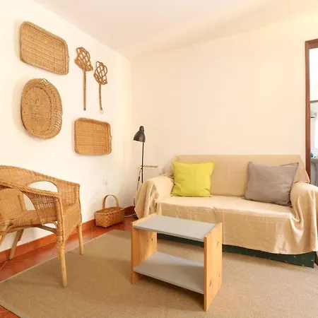 Appartamento Sunny Patio For 3 Lisbona