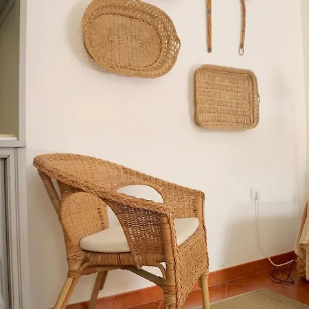 Sunny Patio For 3 * Lisbona